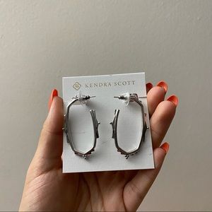 Kendra Scott Baroque Ella Hoops